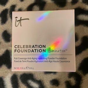 NIB, It Cosmetics Celebration Foundation. Light